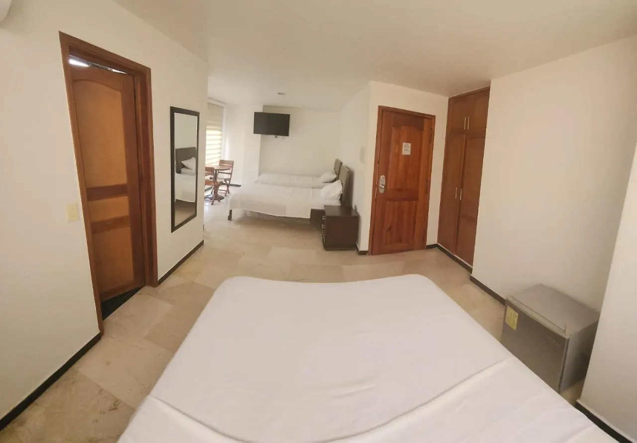 Hotel Ciudad Capri Cali 0*,